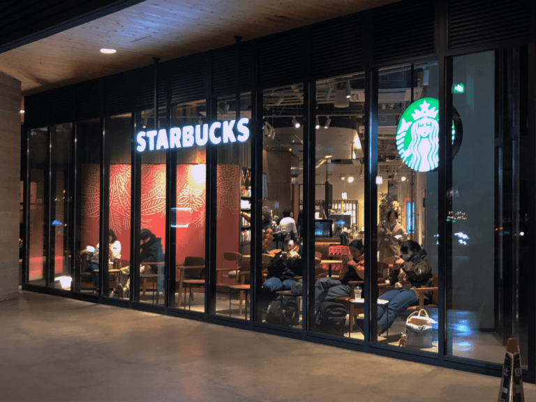 市内４店舗目のスタバが函館に開業！気になる店内を写真付きでレビュー